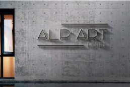 Le branding de la marque Alp Art hôtel
